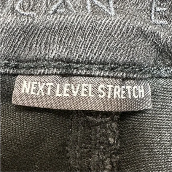 American Eagle Festival Flare Jeans in
Black Button Fly Size 20 - Picture 4 of 4